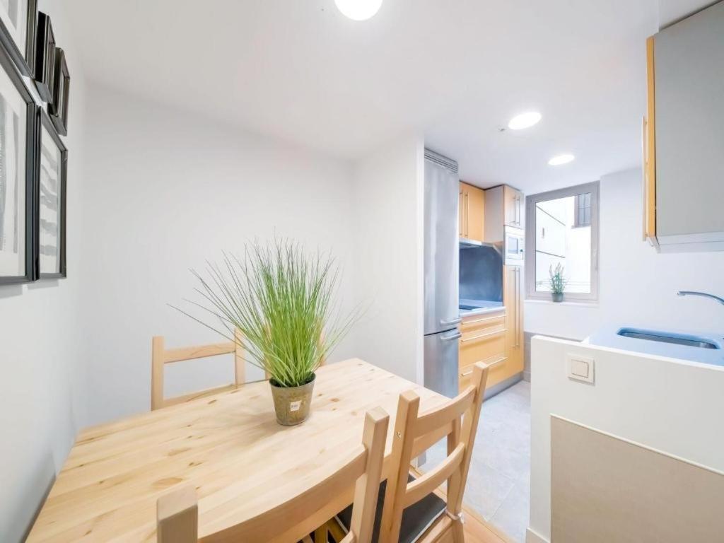 Apartamento Mercaderes Пампона Екстериор снимка